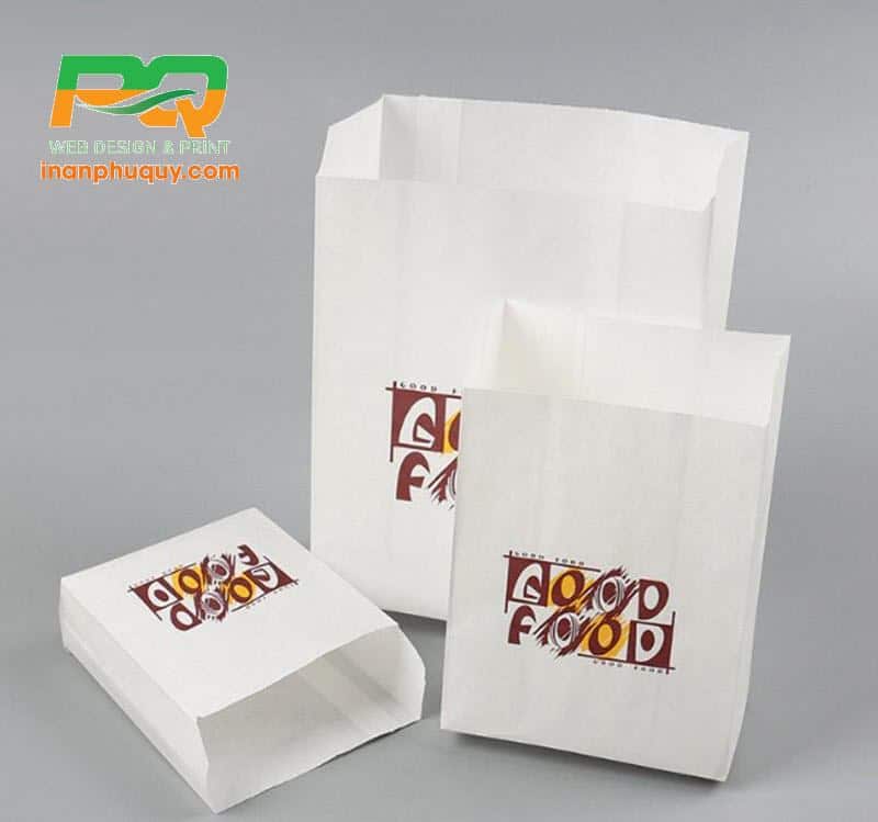 Túi giấy đựng gà rán có kích thước đa dạng phụ thuộc vào trọng lượng gà rán đựng trong túi giấy